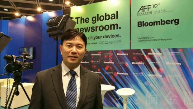 英伦金融营运总裁张玄先生在Bloomberg接受采访