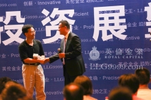 CCTV财经首席洪宇先生与客交流