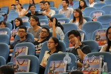 深圳大学的同学现场活跃
