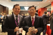英伦研究主管与中国黄金协会会长宋鑫
